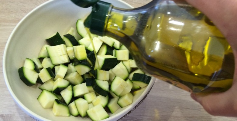 Arrose le tout avec un filet d'huile d'olives