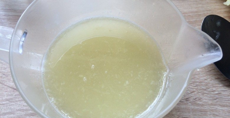Voici un beau jus de citron, sans pulpe !