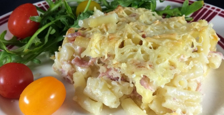Tu pourras le servir très simplement avec un peu de salade et quelques tomates