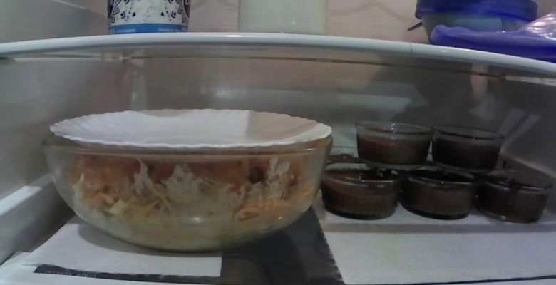 Je te conseille de le laisser au frigo au moins 2h (et plus) avant de le manger