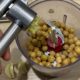Étape pour : Recette du houmous maison aux pois chiches (3)